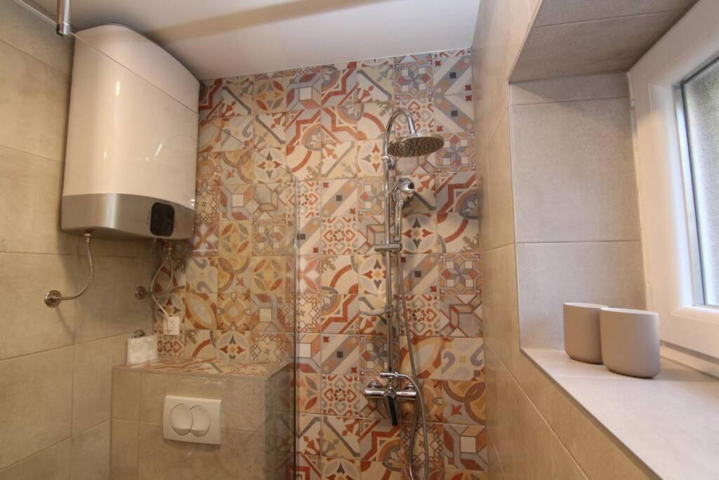 Fast Friend - Cozy Apartment In The Center With Private Garage Риека Экстерьер фото