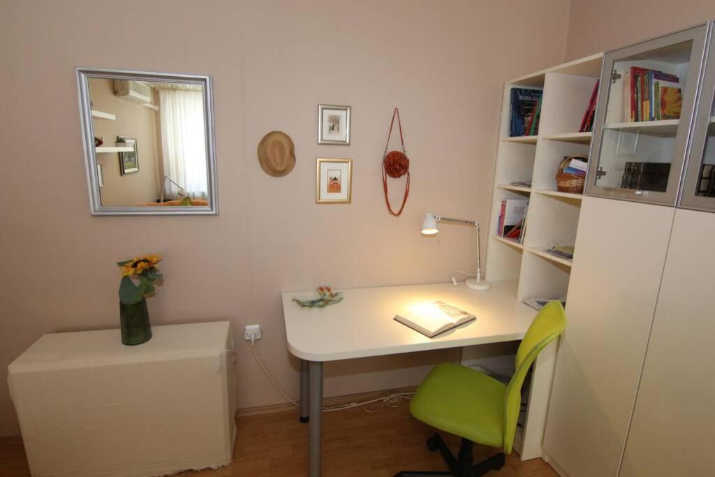 Fast Friend - Cozy Apartment In The Center With Private Garage Риека Экстерьер фото